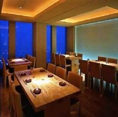 Dynamic Kitchen ＆ Bar 響 西新宿野村ビル店_中規模の会社宴会などにも便利な完全個室25～32名様迄対応可能