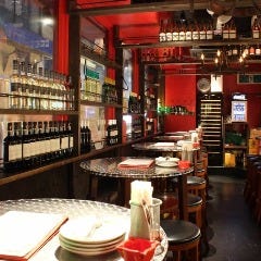 スペインのちょっと居酒屋 バルマル 赤坂見附_みんなでワイワイ盛り上がるならテーブル席