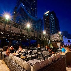 絶景手ぶらBBQ 肉＆海鮮 新宿歌舞伎ビアガーデン 