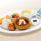 おこさま 煮込みハンバーグプレート ごはん（ふりかけつき）またはパン