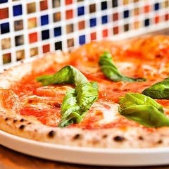 ナポリピッツァとワインのお店 トン・ガリアーノ 勝川店