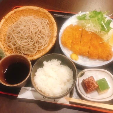 吉草 東新井店_6名様以上限定 人気の蕎麦湯割り付き!食べ比べフライ御膳又は吉草御膳 事前ご注文特典!