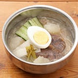 ピョンヤン冷麺