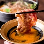 千葉県産銘柄牛を自家製すきだれで味わう『すき煮』は絶品の味