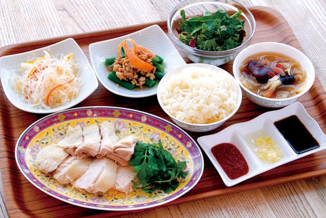 シンガポール シーフード リパブリック 大丸梅田の海南チキンライスセット