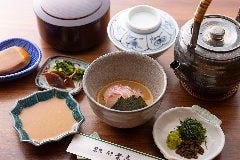 東京竹葉亭 なんば店_竹葉亭名物　鯛茶漬け