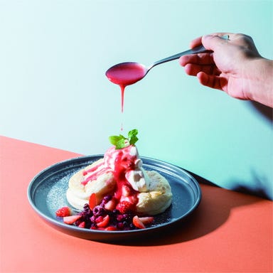 シロクマ三日月珈琲_オリジナルパンケーキも人気です!