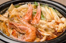 ◆アツアツヘルシー海鮮、野菜たっぷりのアジア鍋食べ放題飲み放題コース