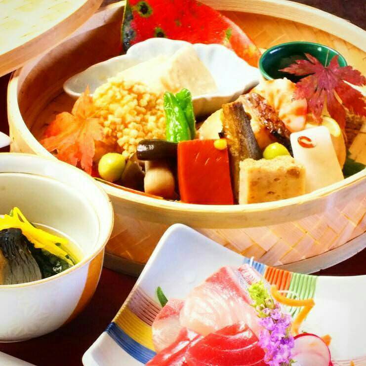 鍋と旬菜と京料理 先斗町 花柳
