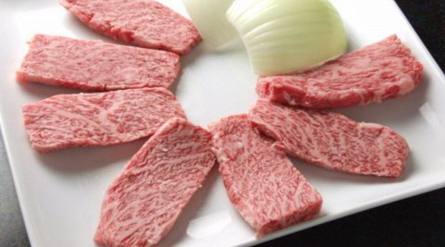 ホルモンしばうら