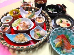 季節限定コース　「若草（わかくさ）」　5,000円（税込）
