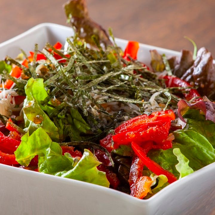 【青森県南部町を代表する銘柄鶏、五穀味鶏を一羽丸ごと堪能コース】2時間飲み放題付き、6300円～5500円の詳細｜串