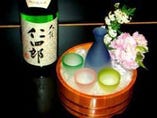 クラッシュアイスでキリッと
地酒(冷酒)の氷鉢