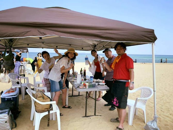 由比ヶ浜海を見ながら手ぶらでバーベキュー海の家ビーチサウンド 鎌倉 ビアガーデン ぐるなび