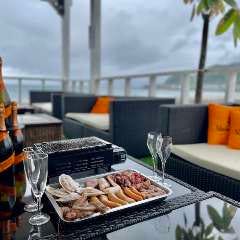 由比ヶ浜海を見ながら手ぶらでバーベキュー海の家ビーチサウンド