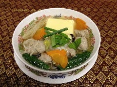 ゲウチャイ 新宿店_ゲーン チュッ タオフー
豆腐と豚挽き肉のクリアスープ