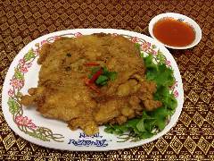 ゲウチャイ 新宿店_カイチョウムーサッブ
タイ式揚げ玉子（豚挽き肉入り）