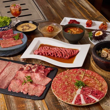 代官山焼肉 kintan_冬のカジュアルコース【お料理のみ】名物サーロインユッケ 熟成タン&サーロイン焼きすきやきを楽しむ