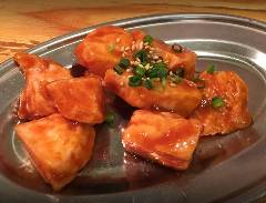 炭火焼ホルモン たろべえ