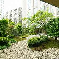 季節毎に変化のある緑豊かな日本庭園