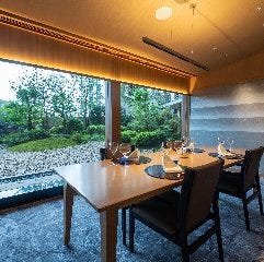 横浜ベイシェラトン ホテル＆タワーズ 日本料理 木の花]席・個室