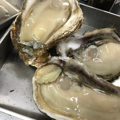魚半 武家屋敷前店_石川県産　天然岩ガキ