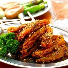 炭火焼鳥 でん六