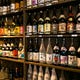 圧巻の品揃え！全国より厳選した日本酒は常時30種以上
