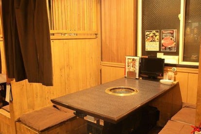 ゆったり個室 函館の焼肉でおすすめ 人気の完全個室 ソファー席など ぐるなび