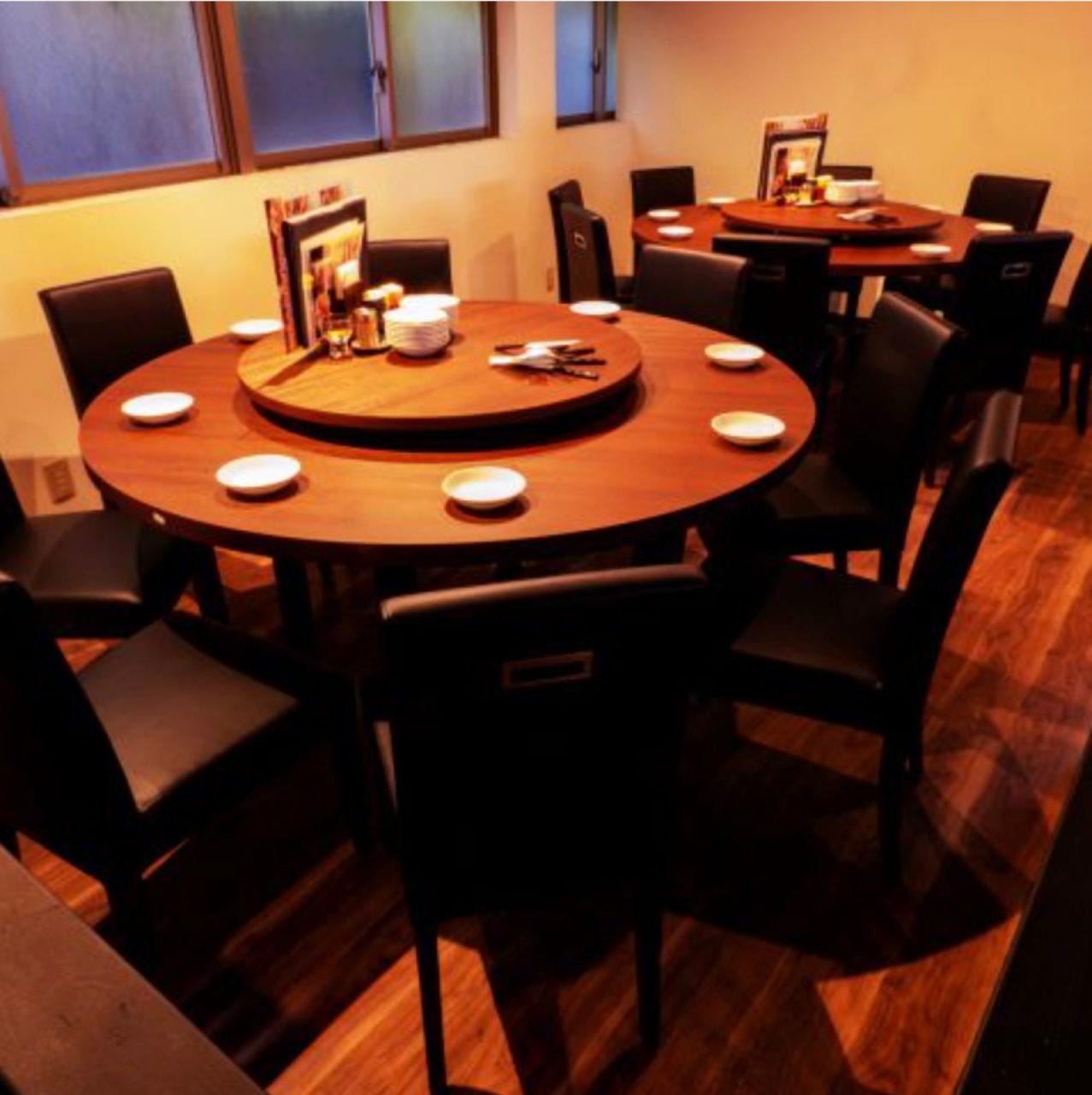 本格中華 オーダー式食べ放題 三九厨房4号店 池袋東口店 席 ぐるなび