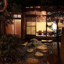 日本庭園を眺めながらのお食事