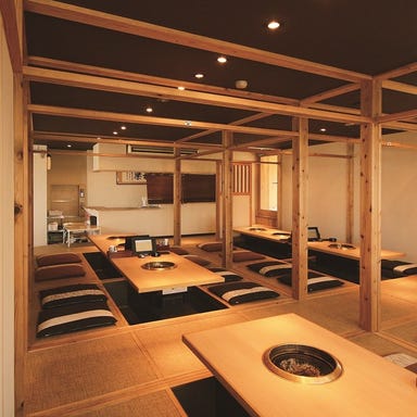 食辛房 沖野上店_居心地抜群の店内で焼肉を堪能!