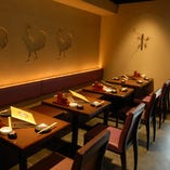 テーブルタイプのお席もございます。