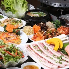 炭火焼肉 鄭本家（テイホンケ）