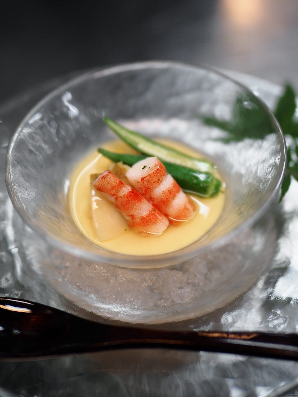 花蝶 自慢の食材 天草産車海老の冷製茶碗蒸し ぐるなび