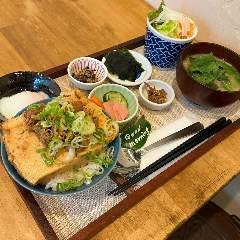 旅じたくの朝ごはん by wakimoto