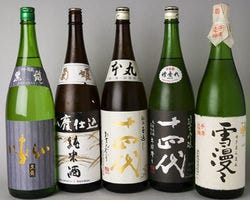 日本全国の酒蔵さんより旬の逸品、定番商品と日本酒多数 
