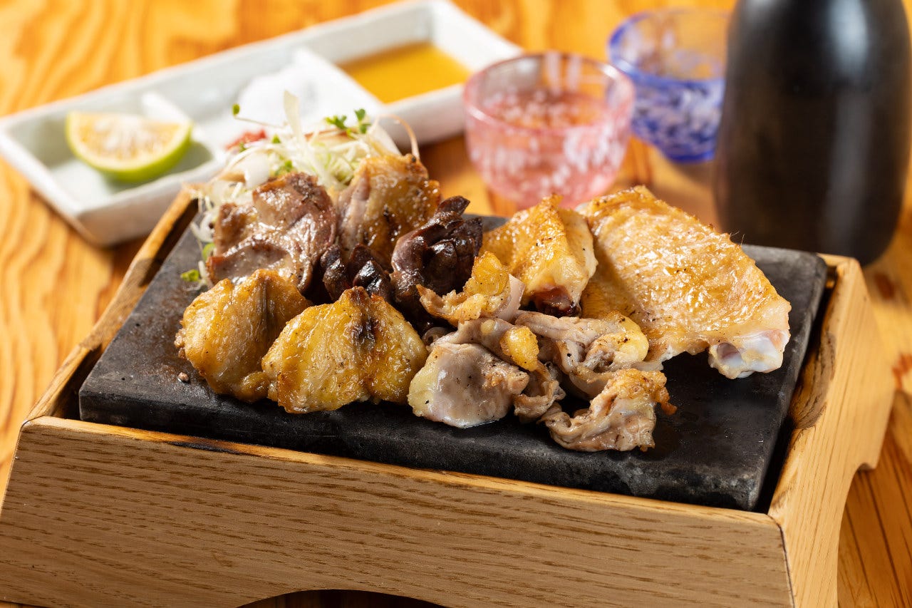 冠地鶏とかぼす平目 とよの本舗 三宮東門店（三宮/焼き鳥） - 楽天ぐるなび