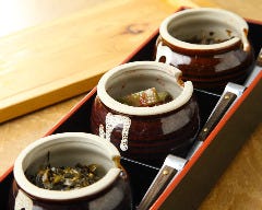 すべてのランチに付く人気の【３種類のお漬物】は食べ放題です♪