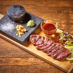肉汁があふれる「牛ハラミ焼き」はハイボールと一緒にどうぞ♪