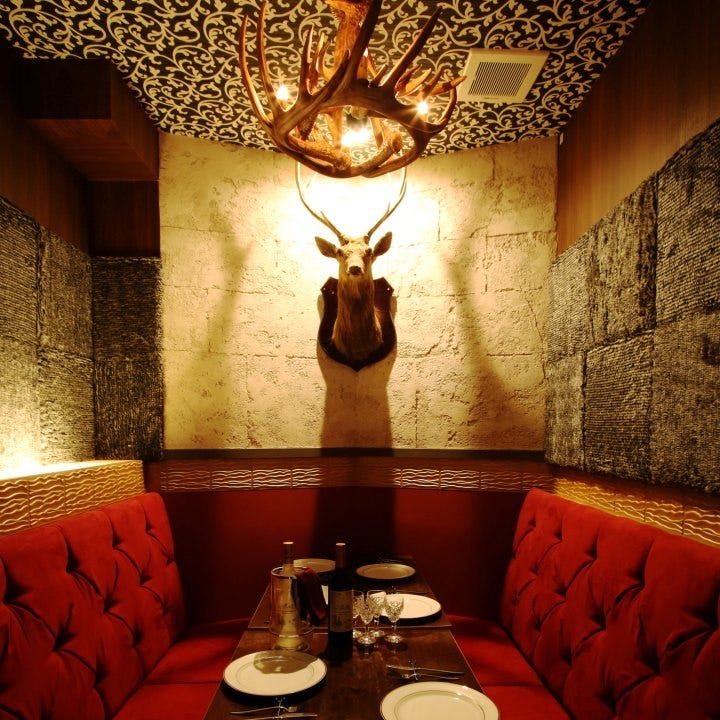 美女と野獣のカフェ レストランbeauty The Beast 個室 ぐるなび