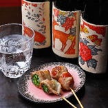 地元食材をたっぷりと堪能できる当店は、同じ土と水から生まれた地酒が「ぴったり合う」と日本酒ファンの方にも親しんでいただいております。