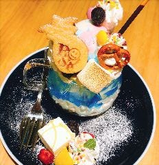 見た目も可愛いオーシャンパフェ