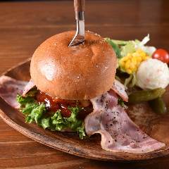 ロイスバーガーおすすめです♪