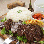 ランチタイムも是非当店へ！お得なプレートメニューございます。