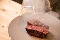 全コース神戸牛は160g！薪火の香りを閉じ込めた最高の一皿を！