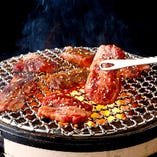 美味しいお肉の焼き方はお気軽にスタッフにお尋ねください。