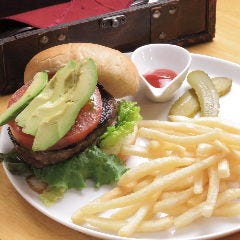 ジーニーズ 町田店_とろけるアボカドバーガー