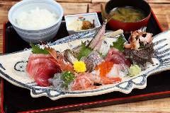 清水港魚河岸 漁師めし 岸家 （きしや）
