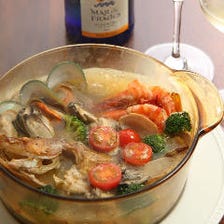 函館直送鮮魚と牡蠣のアクアパッツァ or ブイヤベース